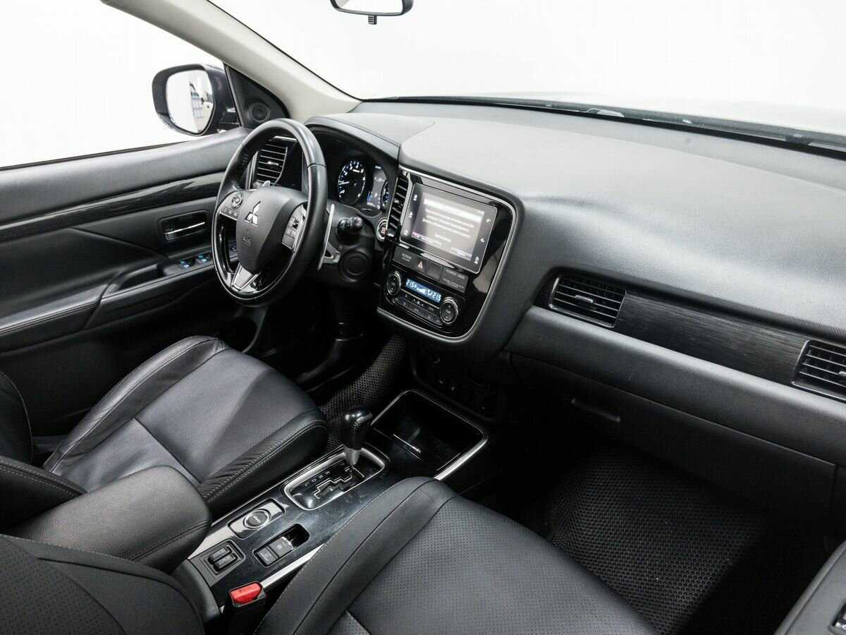 Mitsubishi Outlander, 2017 - Фото №7