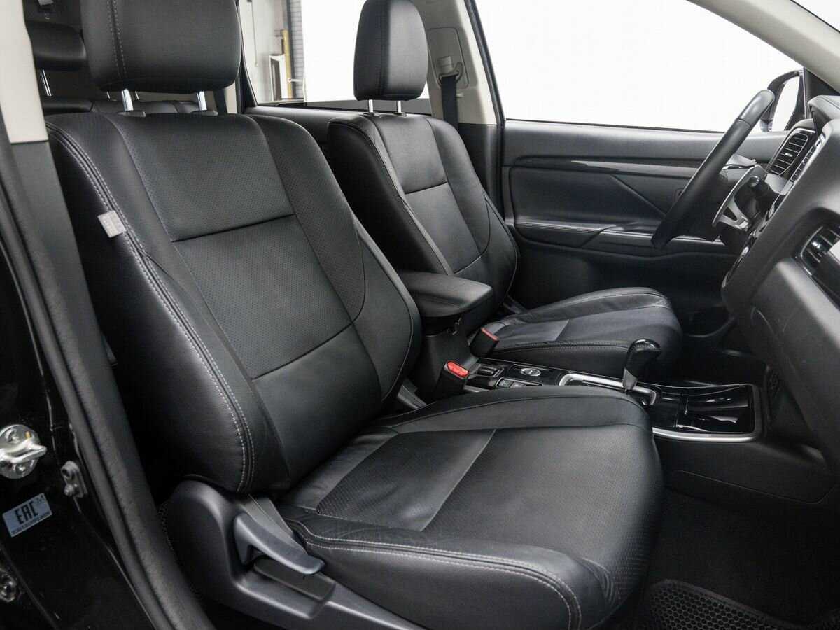 Mitsubishi Outlander, 2017 - Фото №8