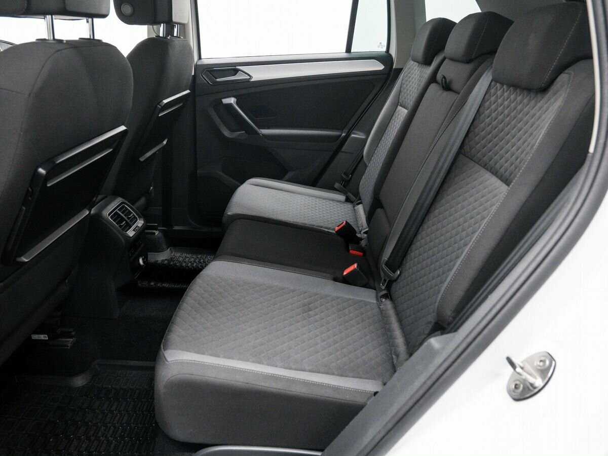 Volkswagen Tiguan, 2017 - Фото №12