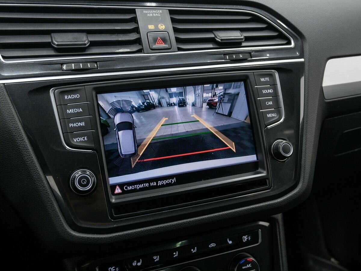 Volkswagen Tiguan, 2017 - Фото №19