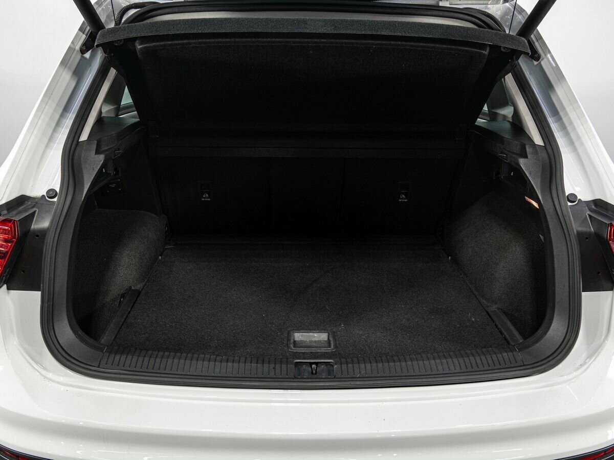 Volkswagen Tiguan, 2017 - Фото №21