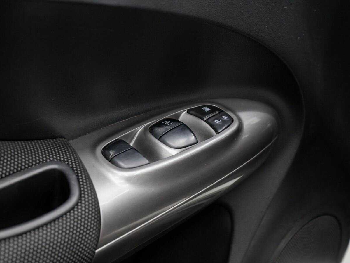 Nissan Juke, 2012 - Фото №15