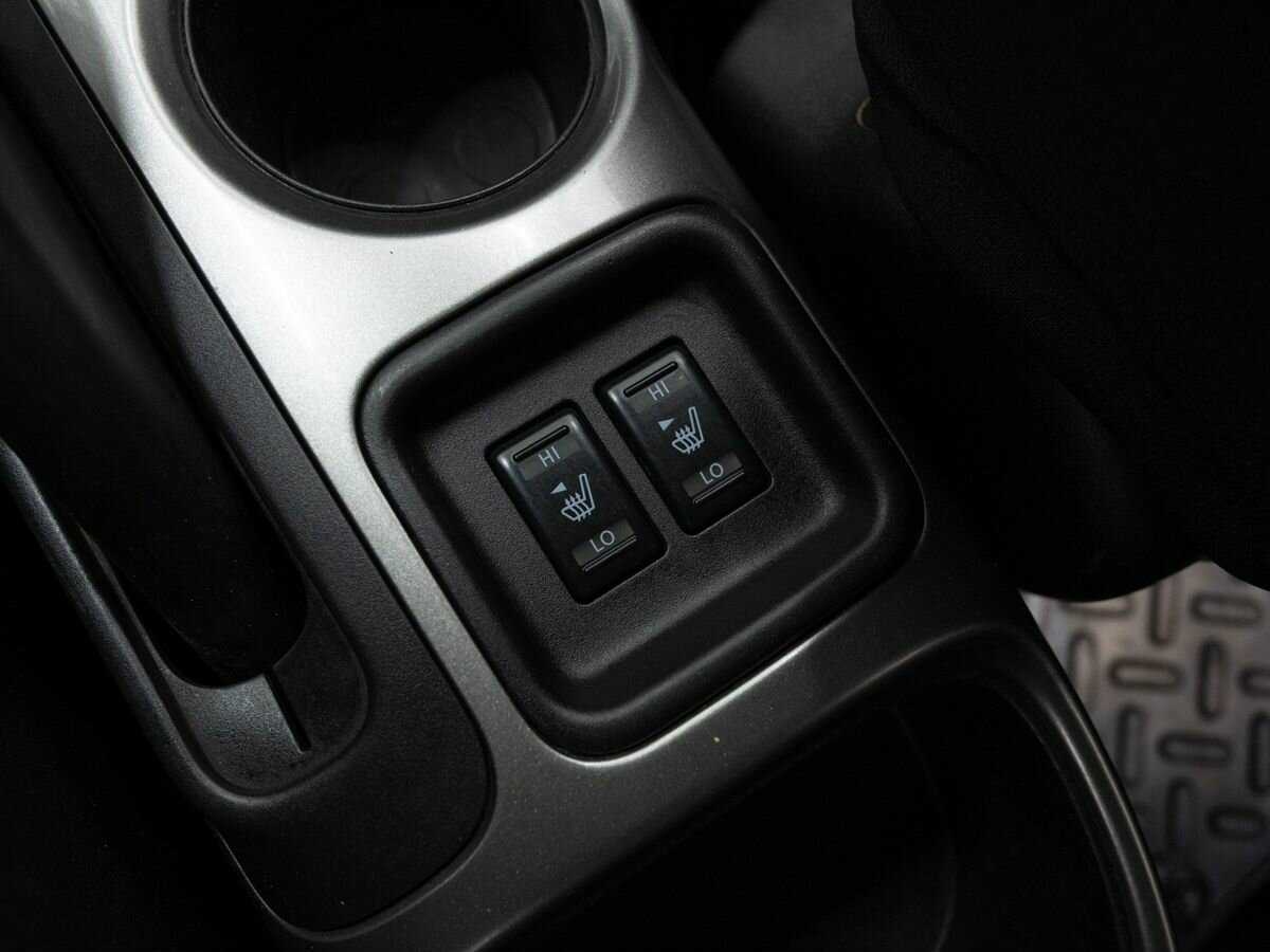 Nissan Juke, 2012 - Фото №18