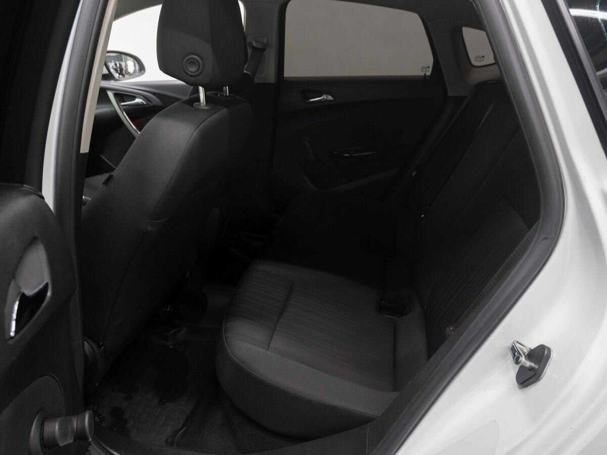 Opel Astra, 2013 - Фото №8