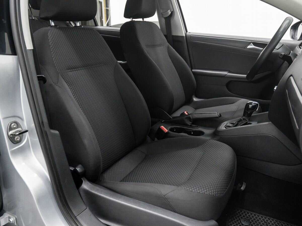 Volkswagen Jetta, 2013 - Фото №8