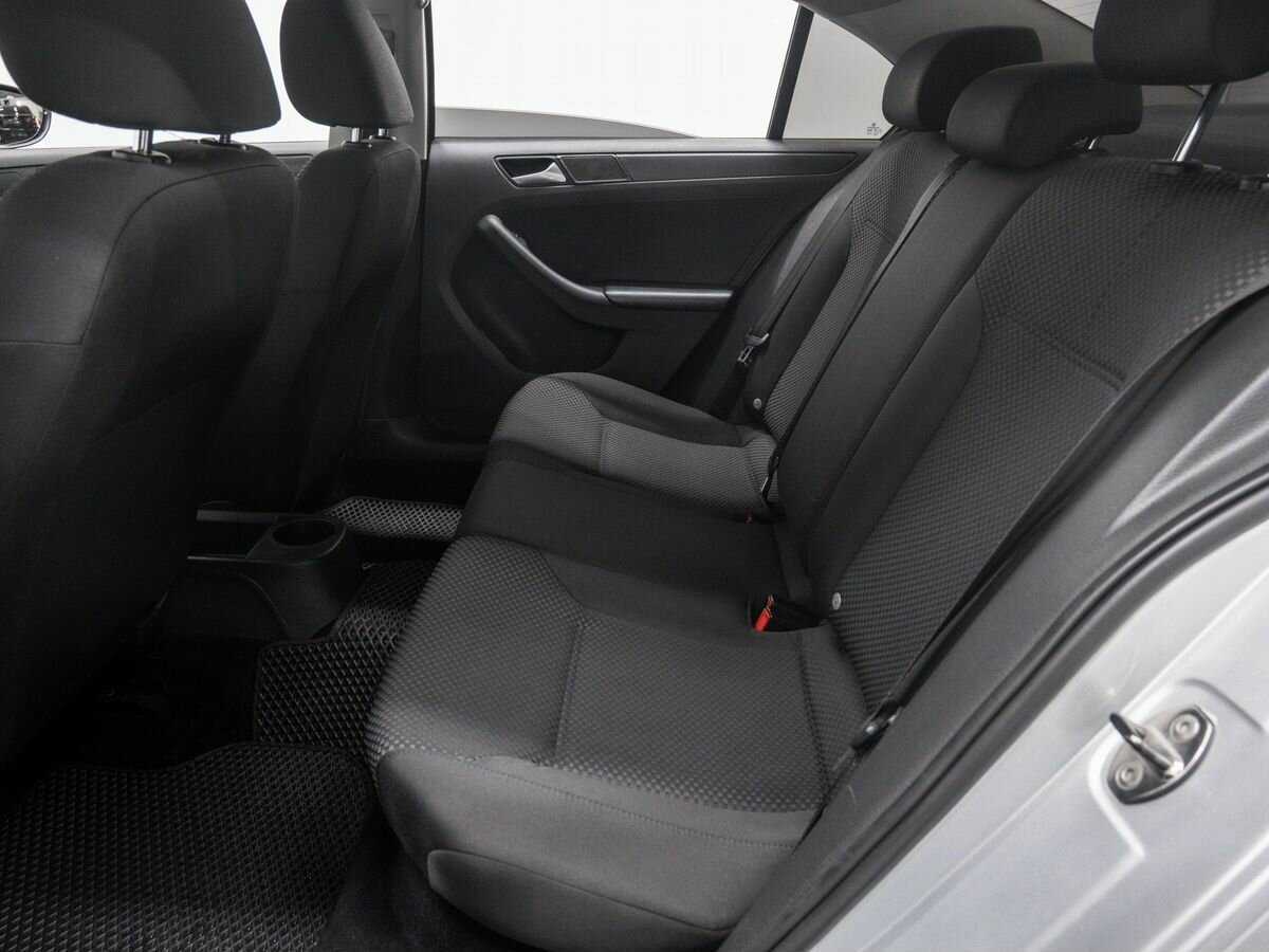 Volkswagen Jetta, 2013 - Фото №11