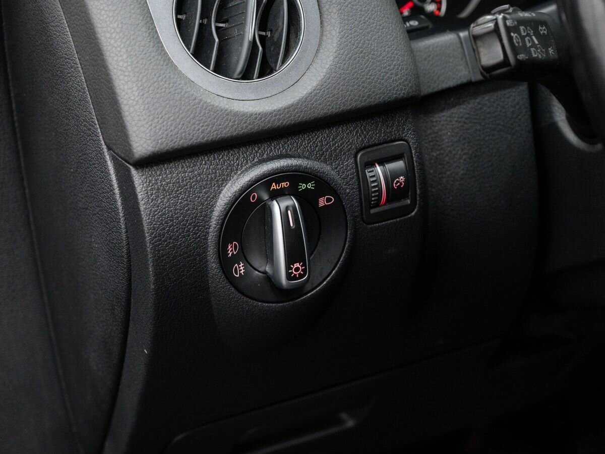 Volkswagen Tiguan, 2013 - Фото №14