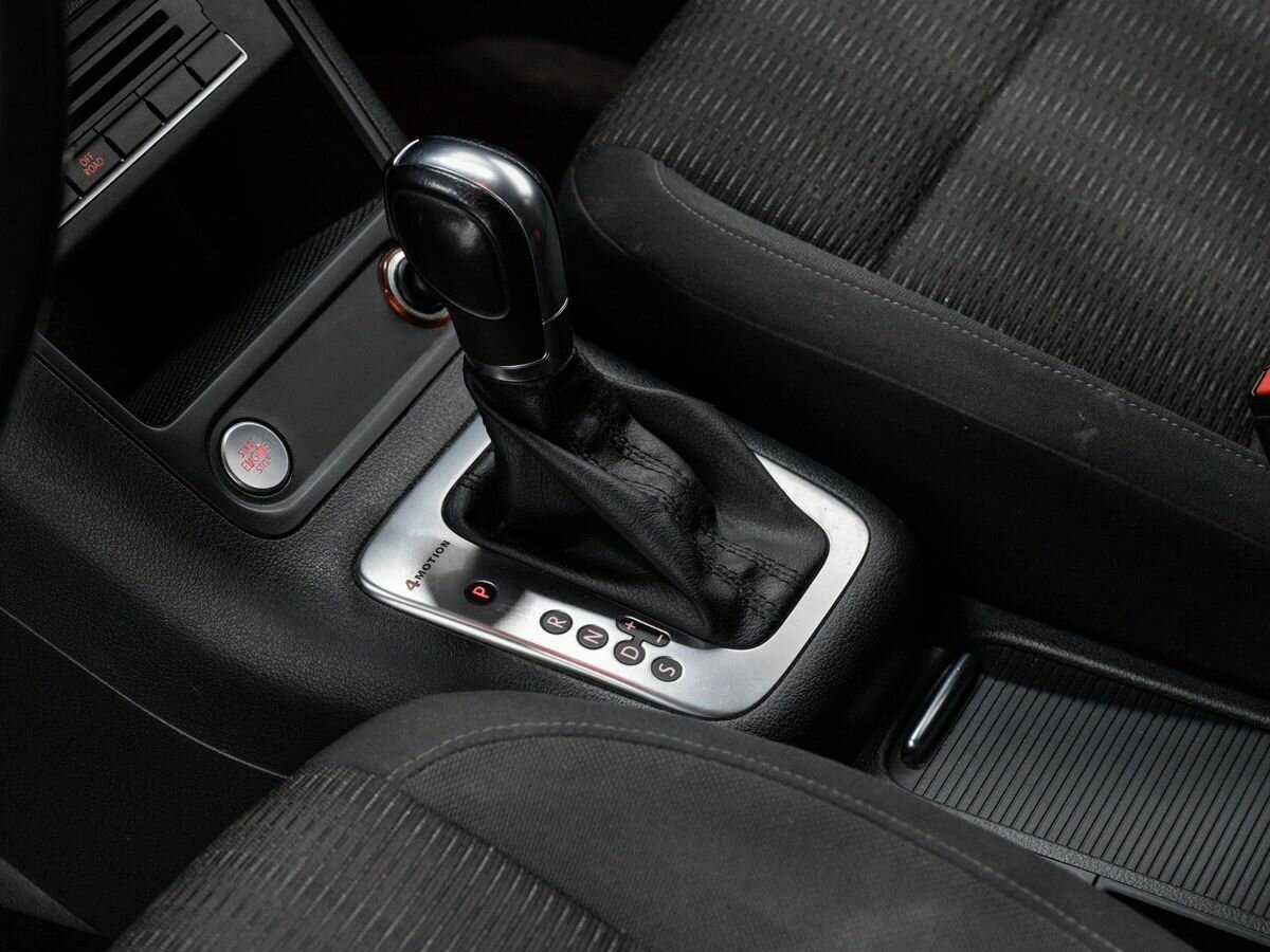 Volkswagen Tiguan, 2013 - Фото №15