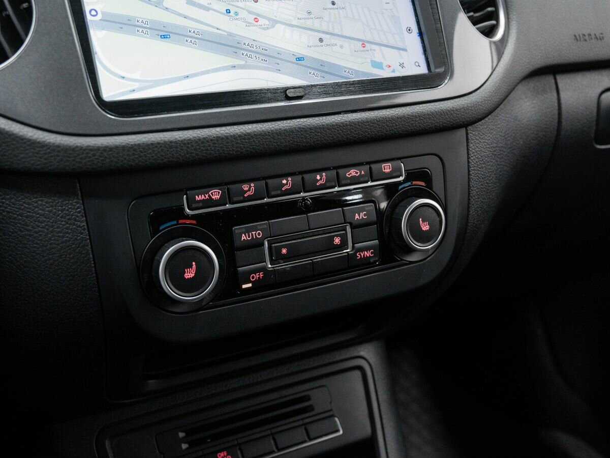 Volkswagen Tiguan, 2013 - Фото №17