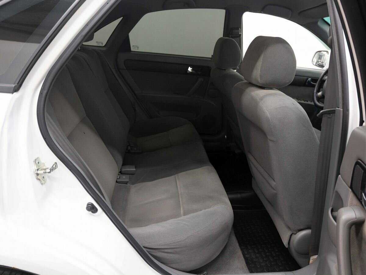 Daewoo Gentra, 2013 - Фото №10