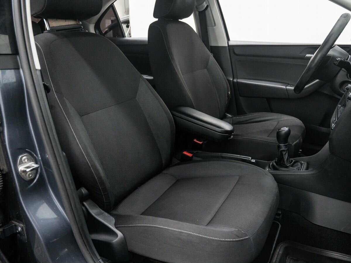 Skoda Rapid, 2014 - Фото №8