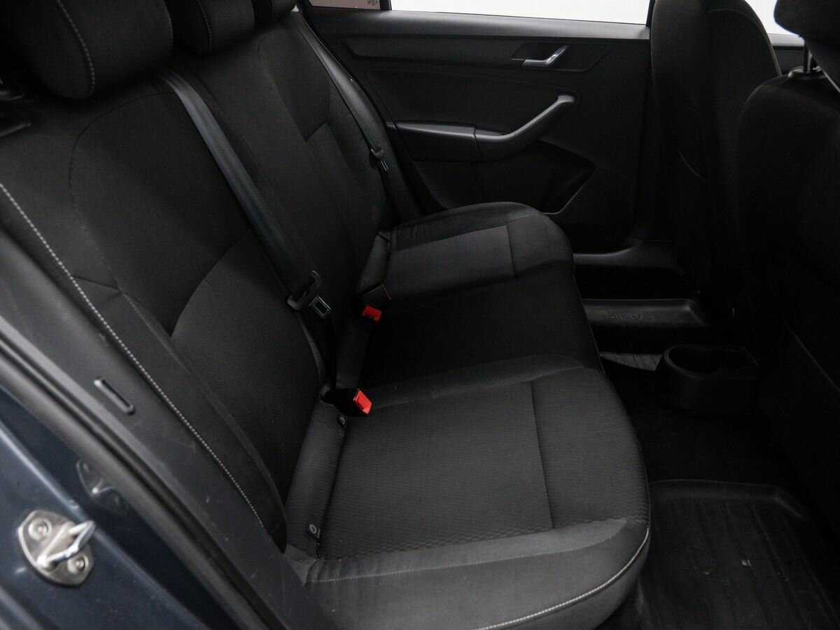 Skoda Rapid, 2014 - Фото №9