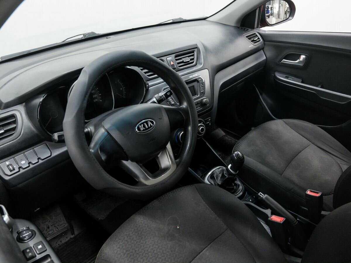 Kia Rio 5-speed, 2012 - Фото №13