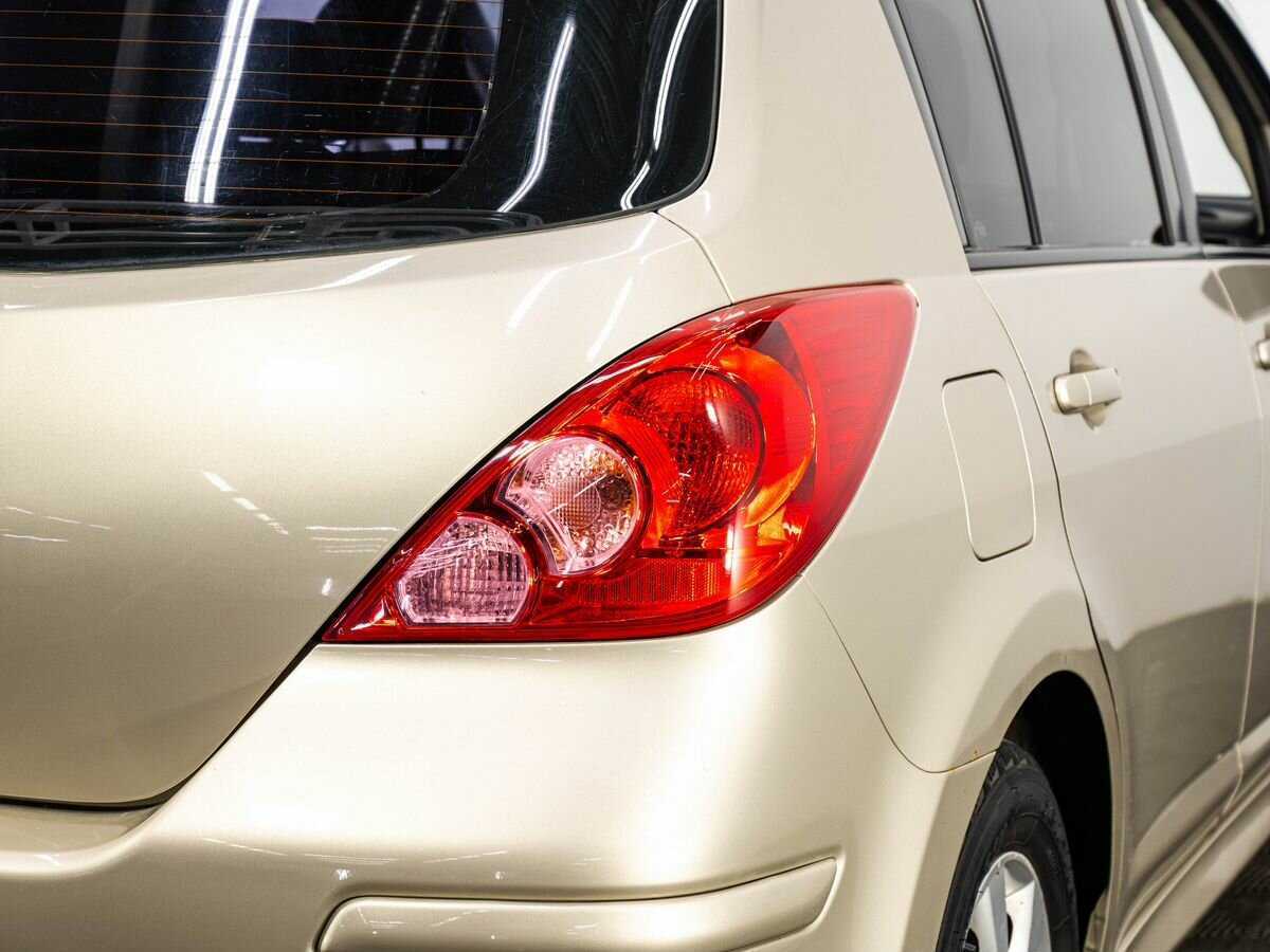 Nissan Tiida, 2012 - Фото №6