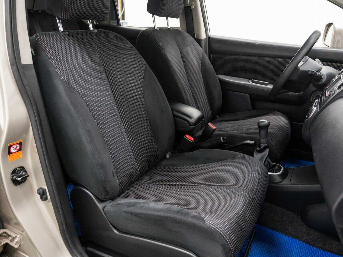 Nissan Tiida, 2012 - Фото №8