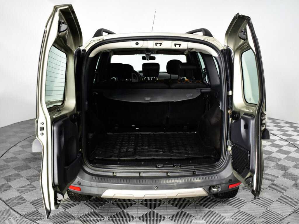 Lada (ВАЗ) Largus Cross, 2016 - Фото №14