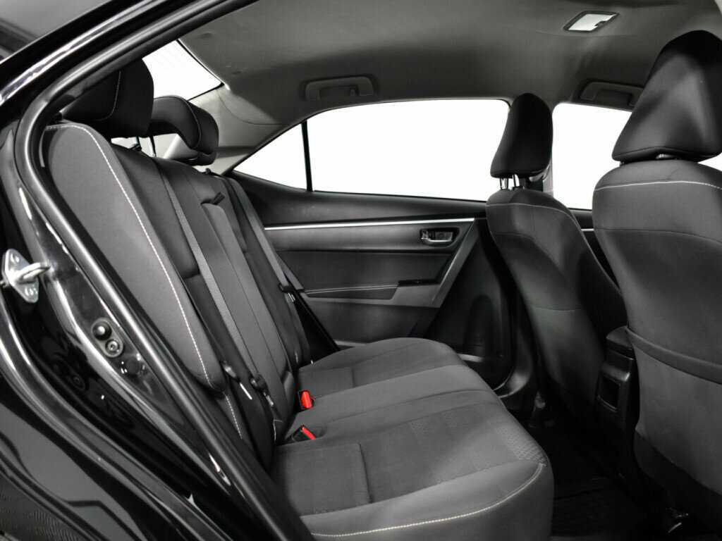 Toyota Corolla, 2018 - Фото №9