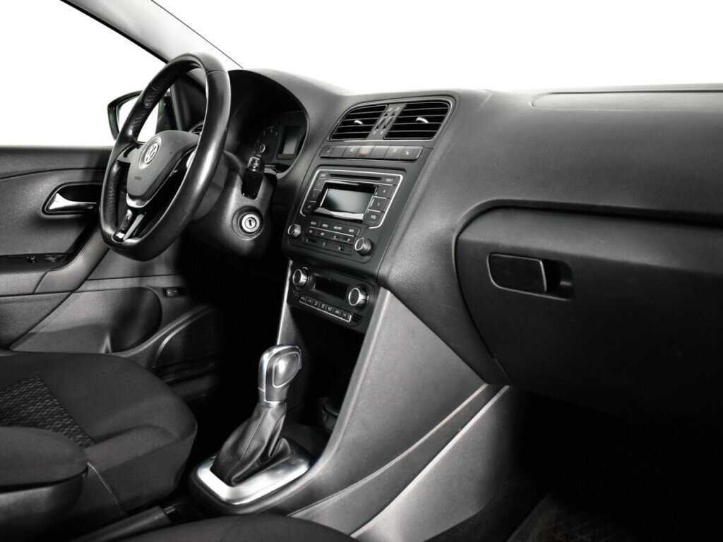 Volkswagen Polo, 2015 - Фото №8