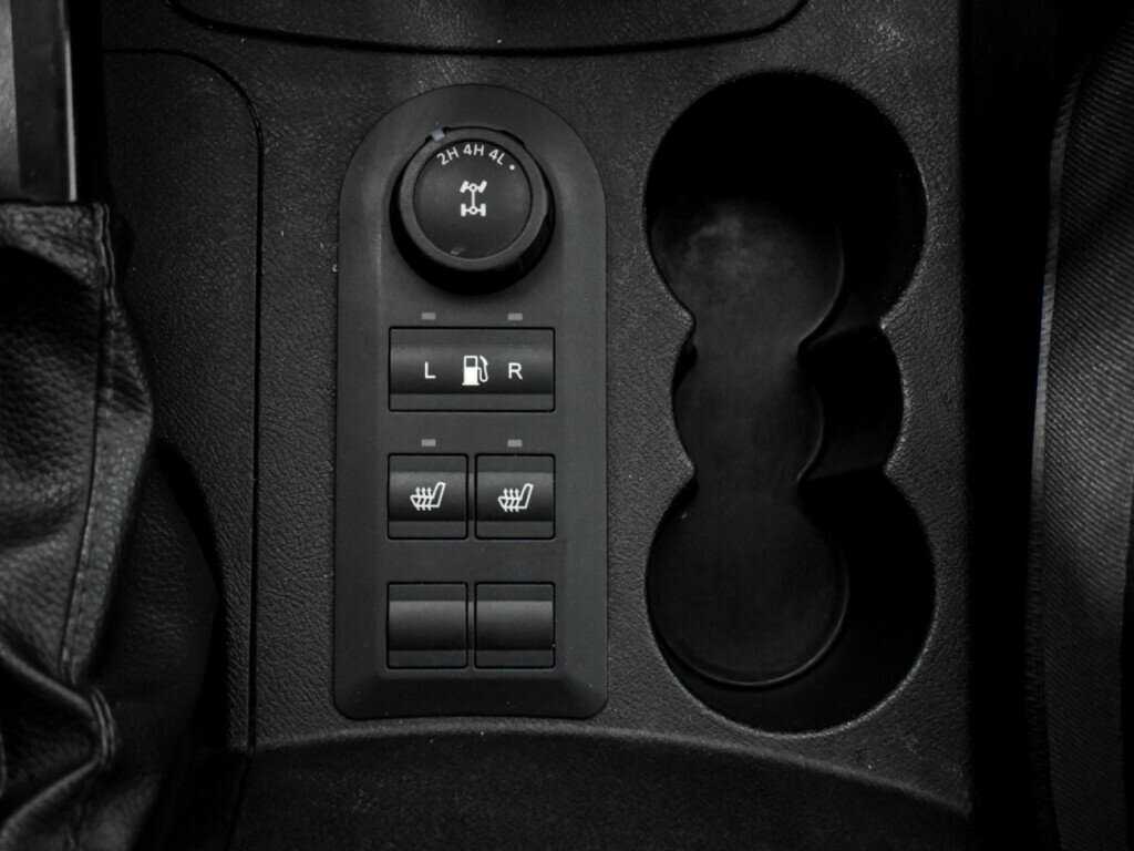 УАЗ Patriot, 2015 - Фото №9