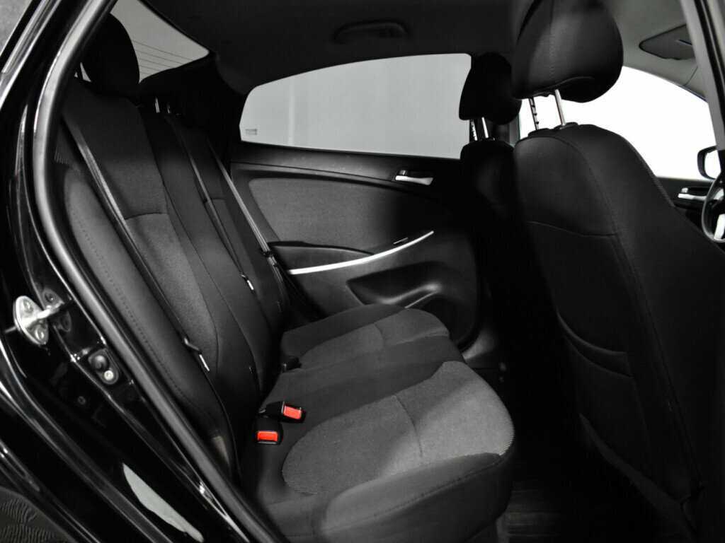 Hyundai Solaris, 2012 - Фото №9