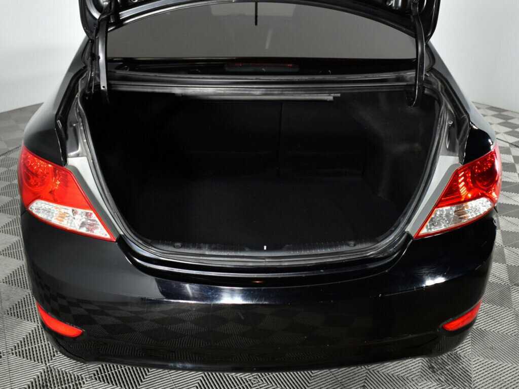 Hyundai Solaris, 2012 - Фото №13