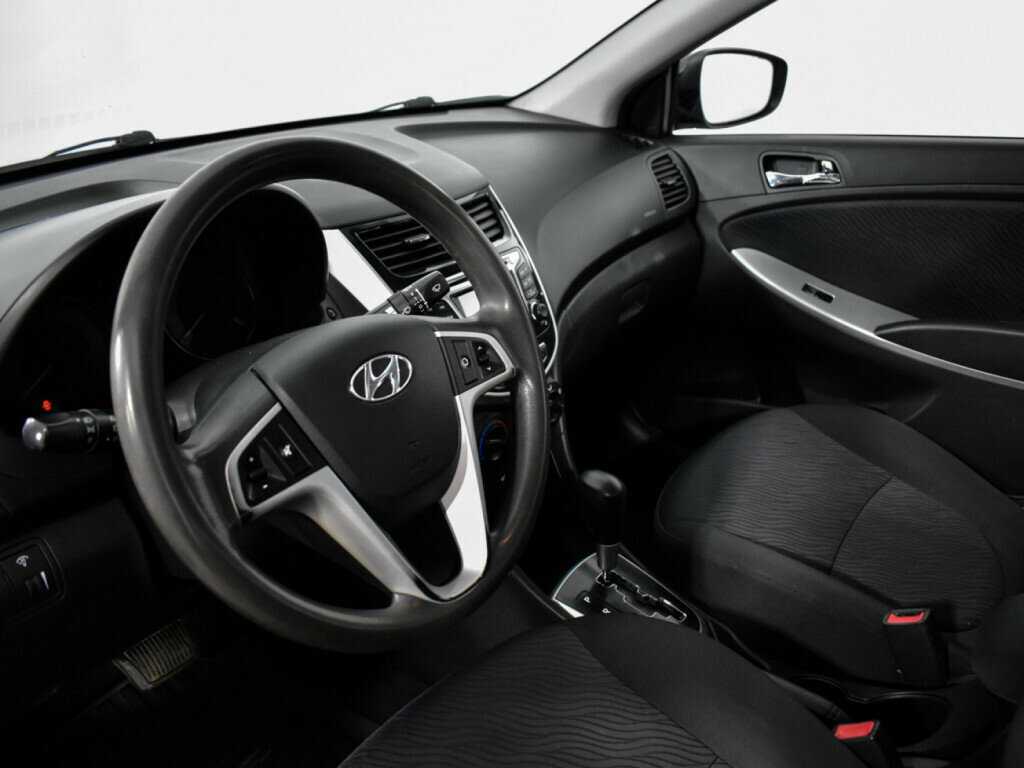 Hyundai Solaris, 2012 - Фото №6