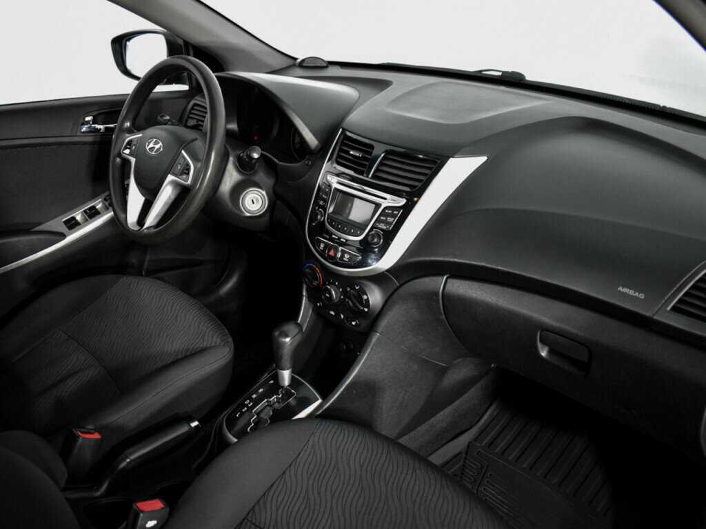 Hyundai Solaris, 2012 - Фото №8