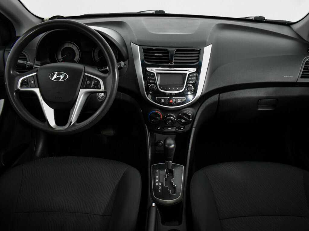 Hyundai Solaris, 2012 - Фото №9