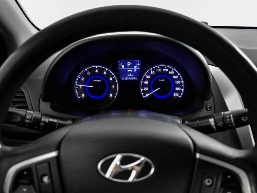 Hyundai Solaris, 2012 - Фото №13