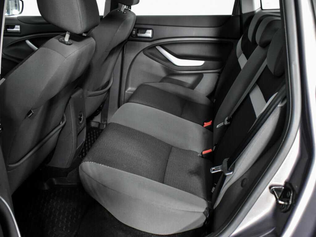 Ford Kuga, 2012 - Фото №11