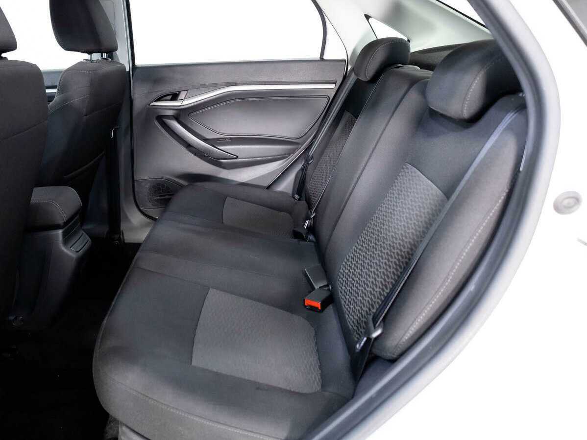 Lada (ВАЗ) Vesta, 2022 - Фото №10