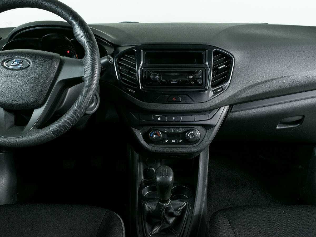 Lada (ВАЗ) Vesta, 2017 - Фото №9