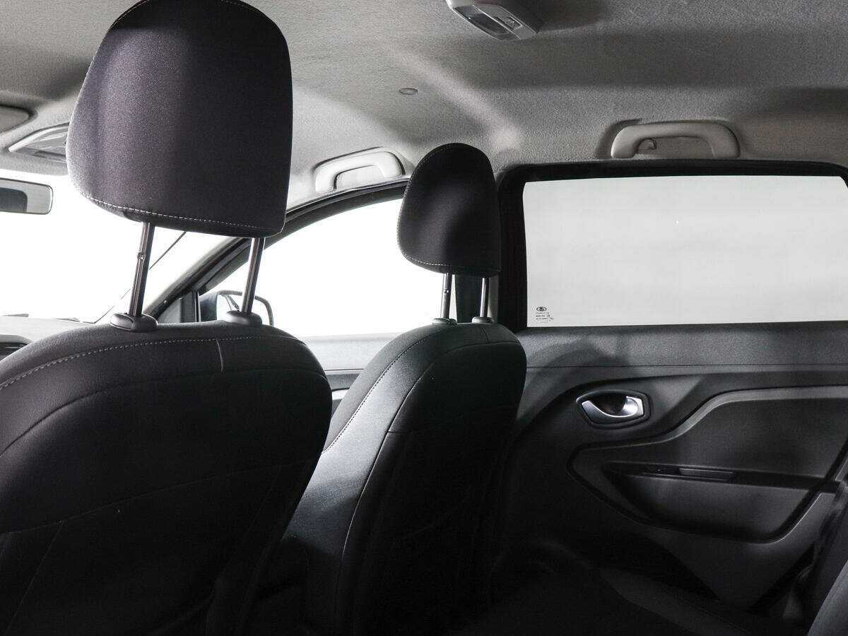 Lada (ВАЗ) XRAY Cross, 2019 - Фото №6