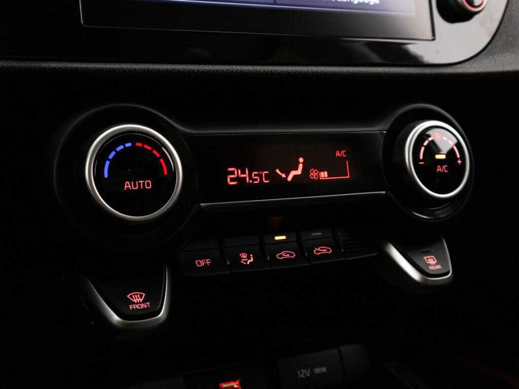 Kia Rio, 2021 - Фото №16