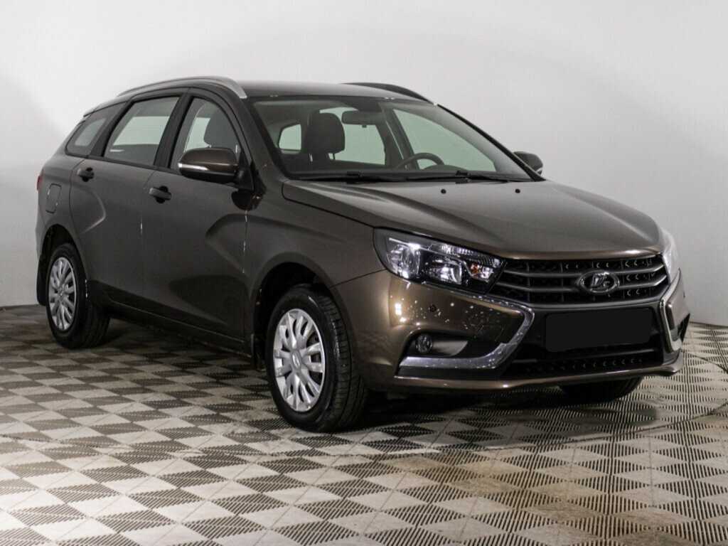 Lada (ВАЗ) Vesta SW, 2021 - Фото №2