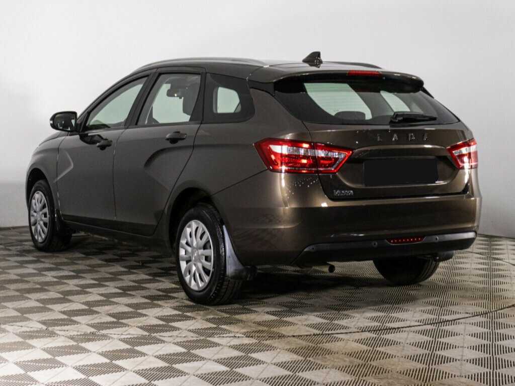 Lada (ВАЗ) Vesta SW, 2021 - Фото №6