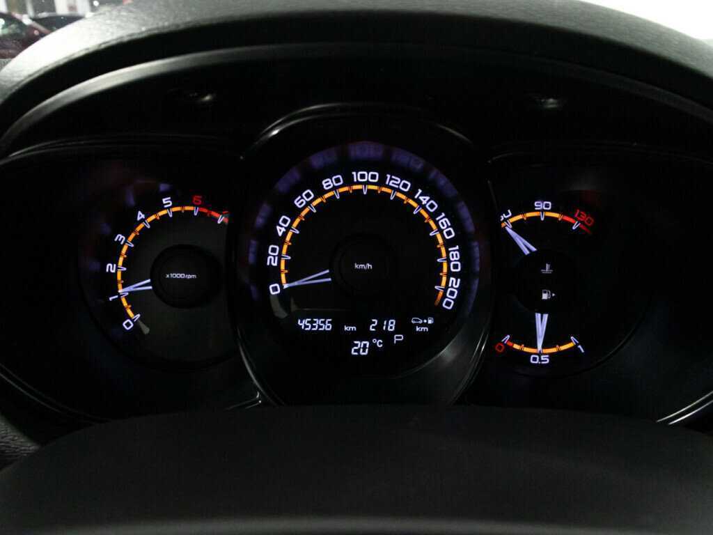 Lada (ВАЗ) Vesta SW, 2021 - Фото №11