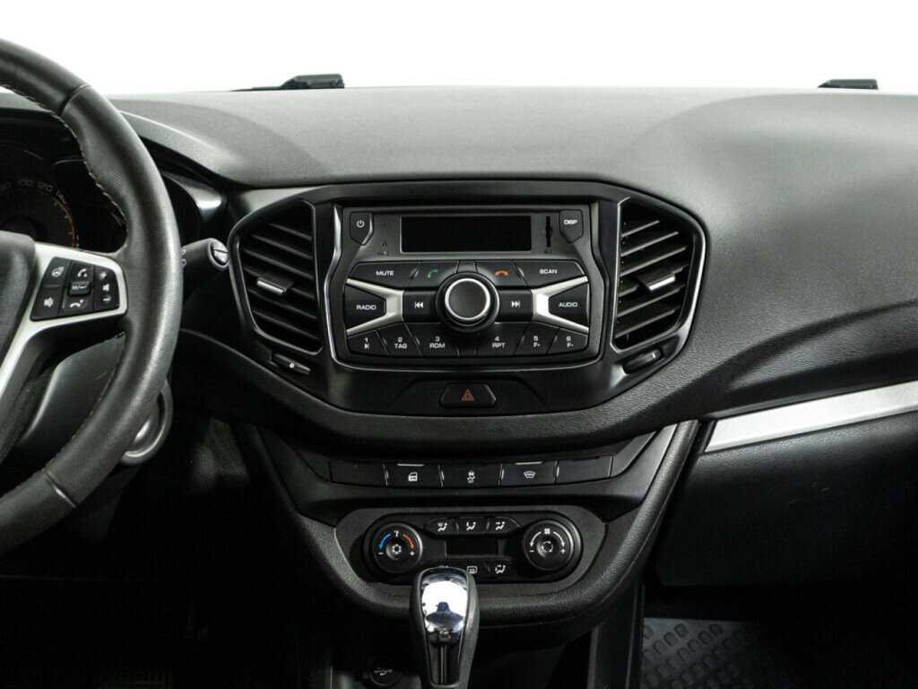 Lada (ВАЗ) Vesta SW, 2021 - Фото №13