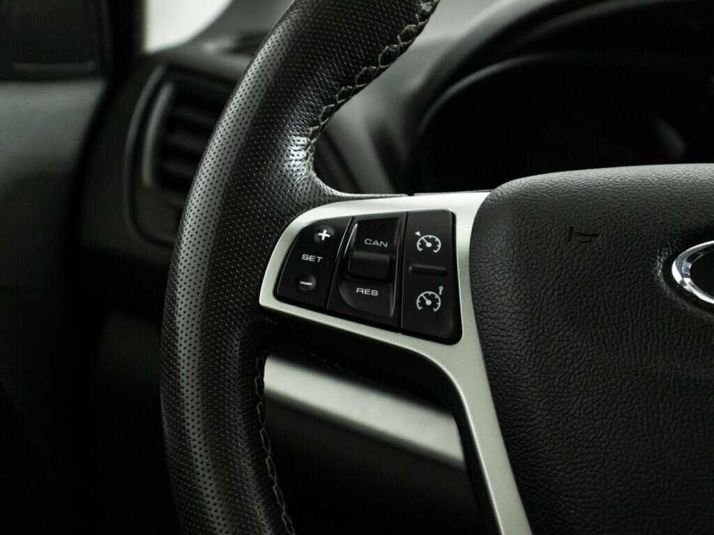 Lada (ВАЗ) Vesta SW, 2021 - Фото №16