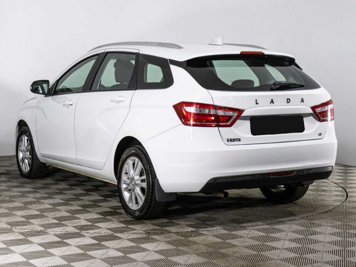 Lada (ВАЗ) Vesta SW, 2017 - Фото №6