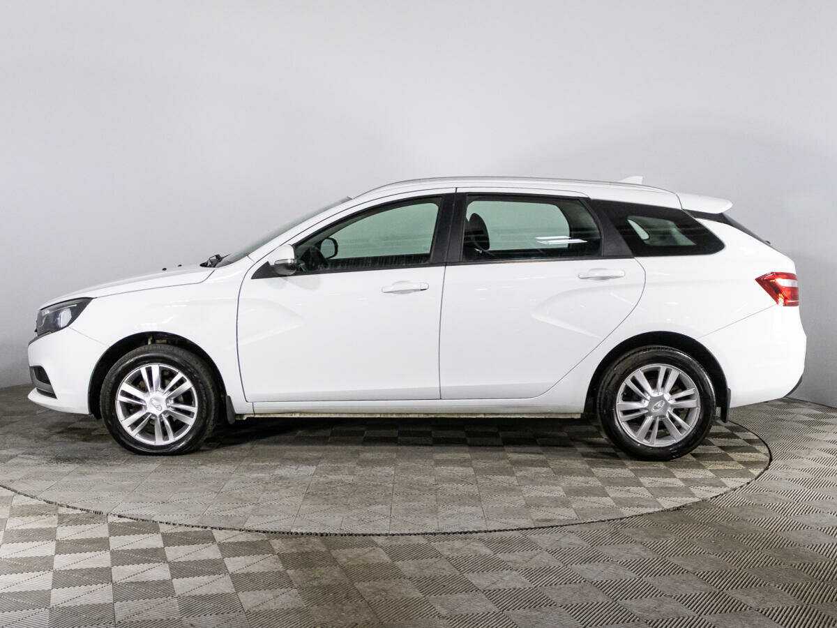 Lada (ВАЗ) Vesta SW, 2017 - Фото №7