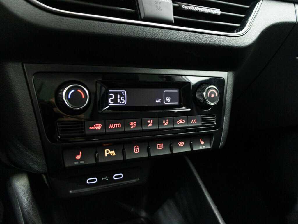 Volkswagen Polo, 2020 - Фото №16