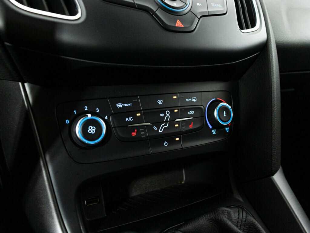 Ford Focus, 2018 - Фото №15