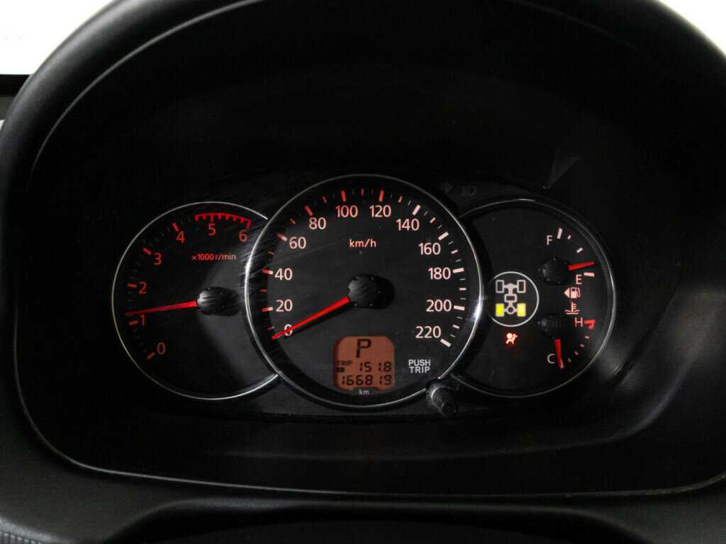 Mitsubishi Pajero Sport, 2014 - Фото №11