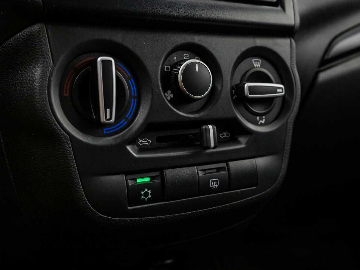 Lada (ВАЗ) Granta, 2022 - Фото №13