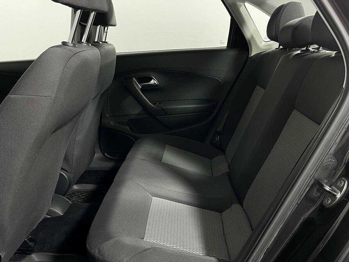 Volkswagen Polo, 2012 - Фото №7