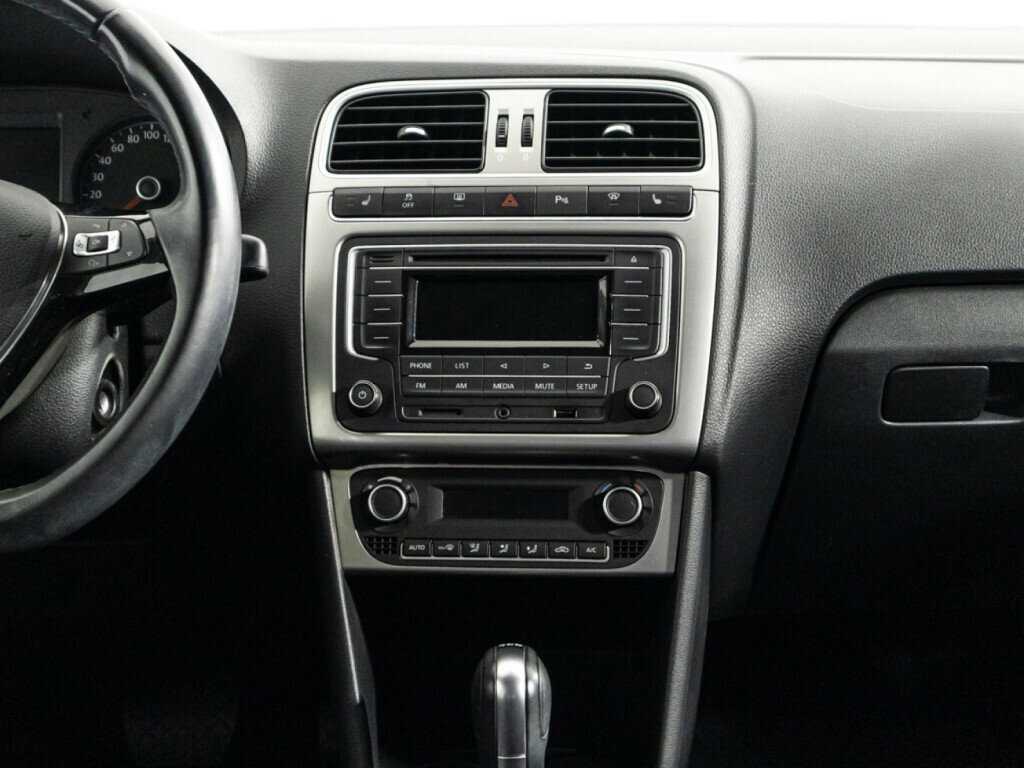 Volkswagen Polo, 2017 - Фото №13