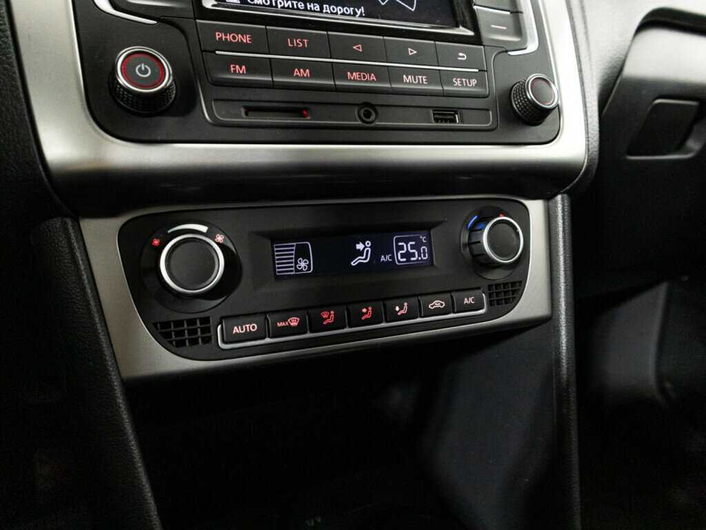 Volkswagen Polo, 2017 - Фото №15