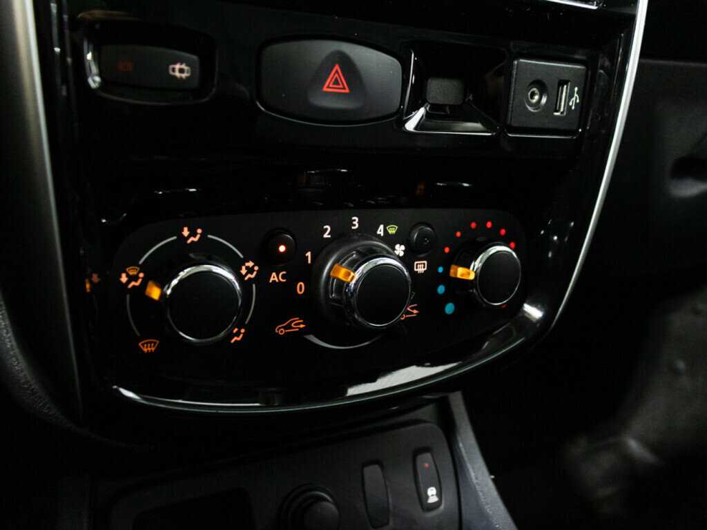 Nissan Terrano, 2015 - Фото №14