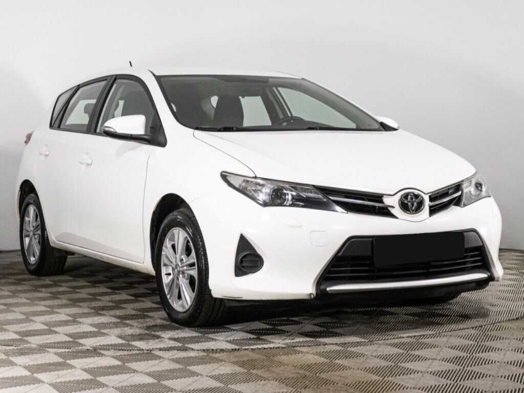 Toyota Auris, 2014 - Фото №2